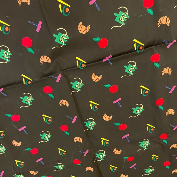 Disney Epcot Food and Wine Fabric Dapper Day - Picture 4 of 6